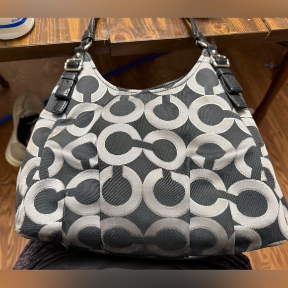 Bag Repair Service - Picture 6 of 10